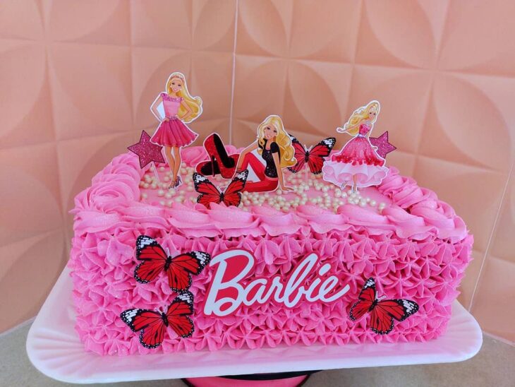 Pri Doces - Bolo Barbie! #barbie #ruivas