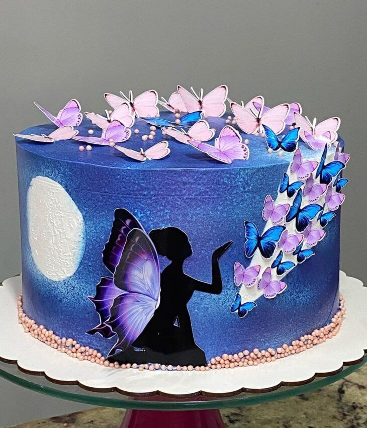 Bolo borboleta Brilhoso ✨  Bolo, Decoração de bolo, Bolo borboletas