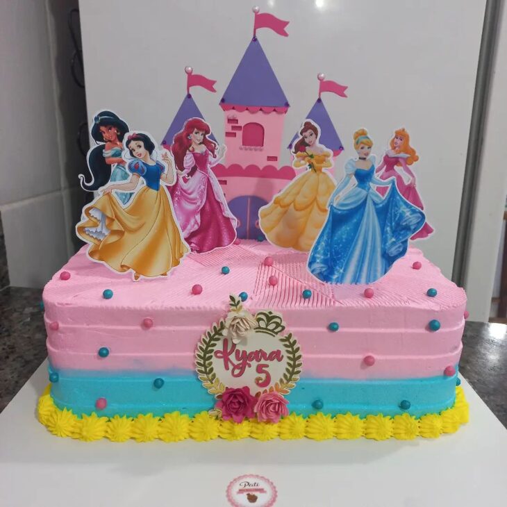 Doce Lembrança - Topo de bolo tema Princesa Bolo: @deliciasdnay
