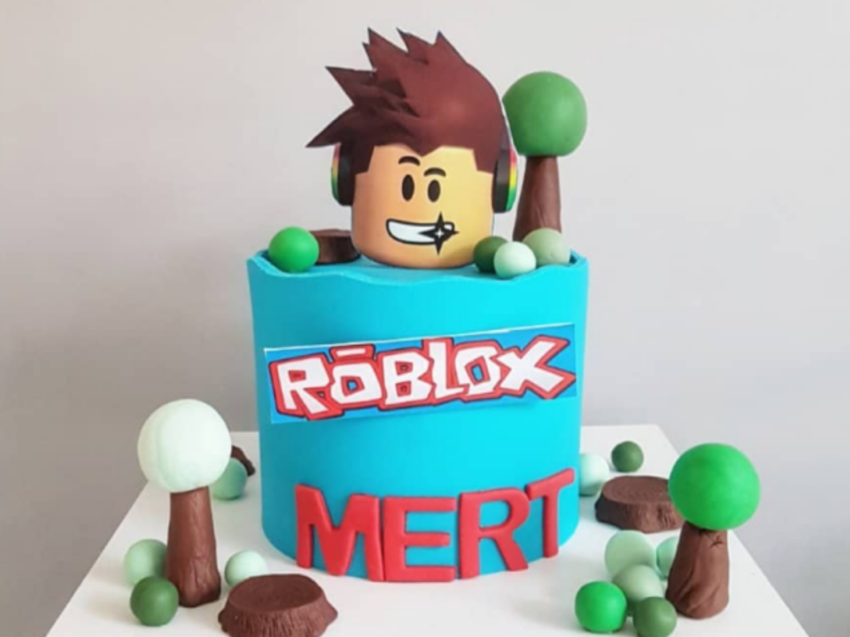 25 decorações de bolo para topos de bolo Roblox, artigos de festa de  aniversário, lembrancinha para fãs de meninas