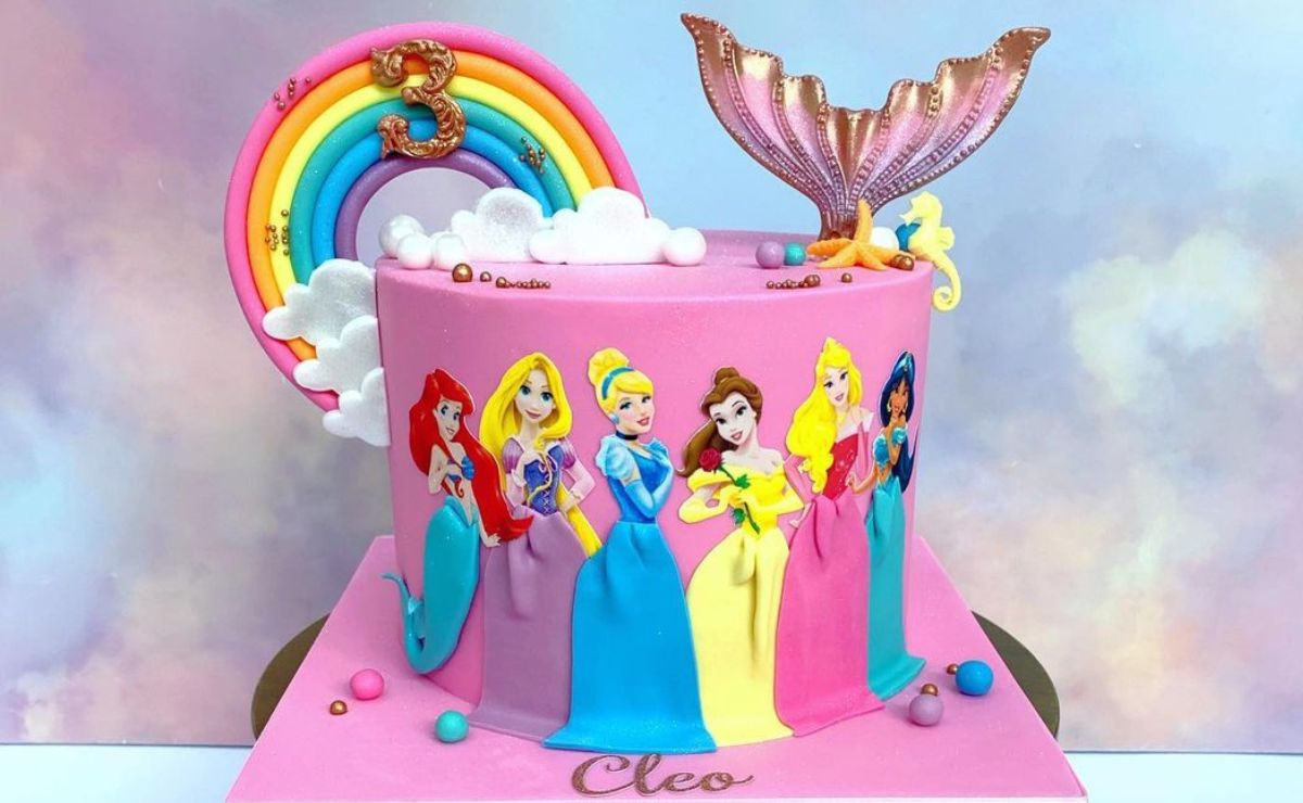 Decoração de bolo obreia de Aniversário Princesas Disney
